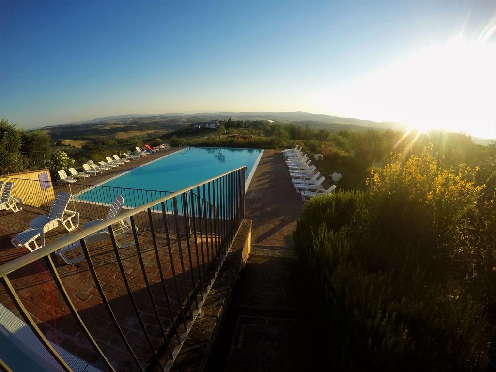 Relax Palazzo Monaci Apartment Ашано Екстериор снимка